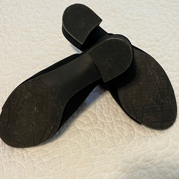Black suede Mules size 7.5 - Picture 3 of 4